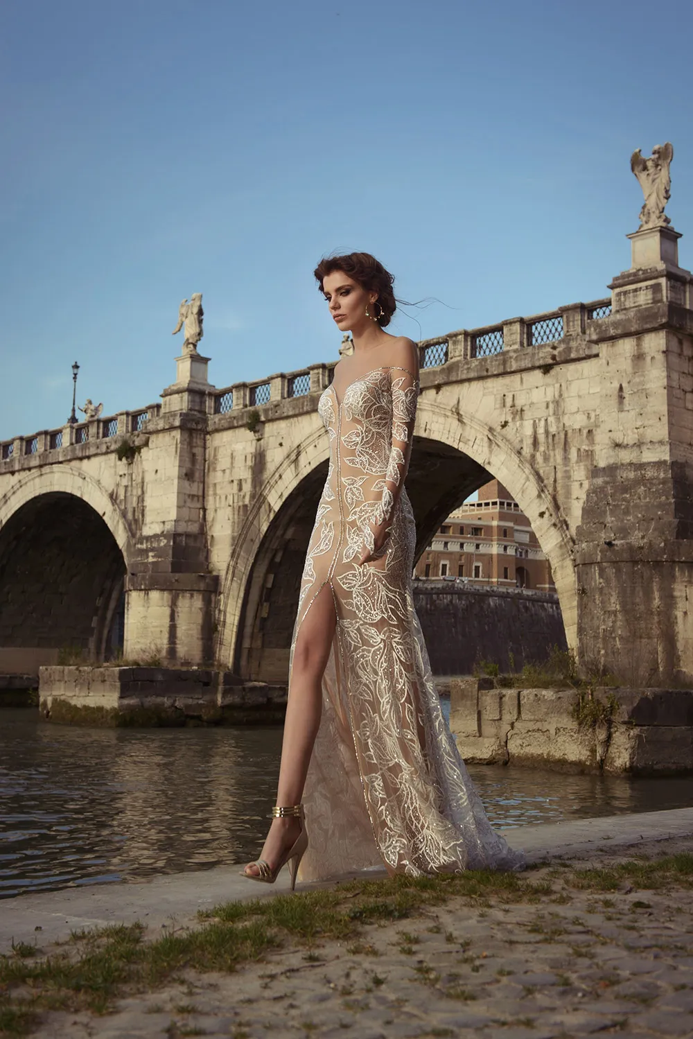 Tatiana - Julie Vino Spring 2016 Bridal Collection. theweddingnotebook.com