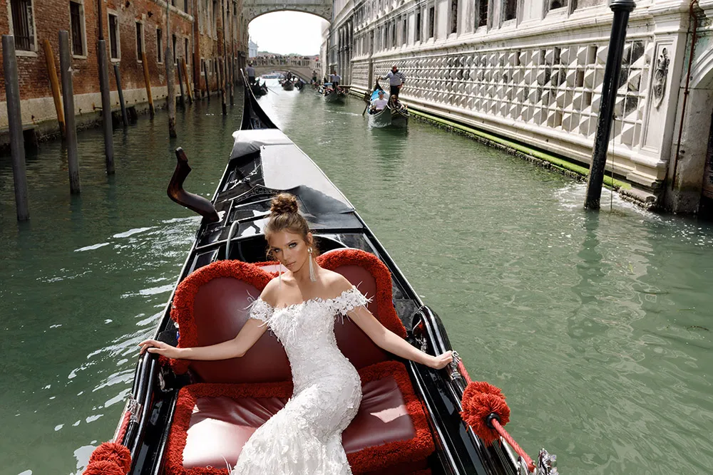 Julie Vino Spring 2018 Bridal Collection. theweddingnotebook.com