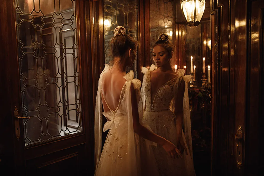 Julie Vino Spring 2018 Bridal Collection. theweddingnotebook.com