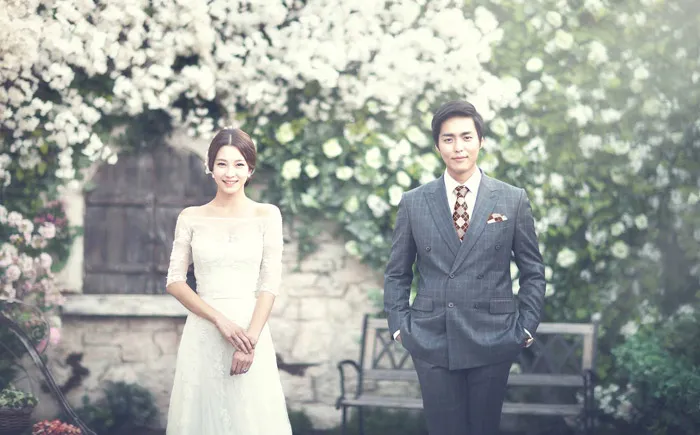 Photo by Ti-amo Studio. theweddingnotebook.com