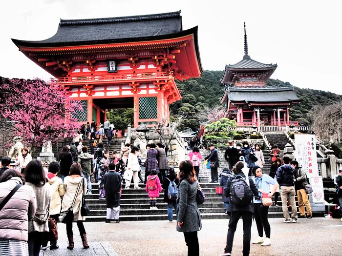 Kyoto Itinerary – Kiyomizu-dera. theweddingnotebook.com