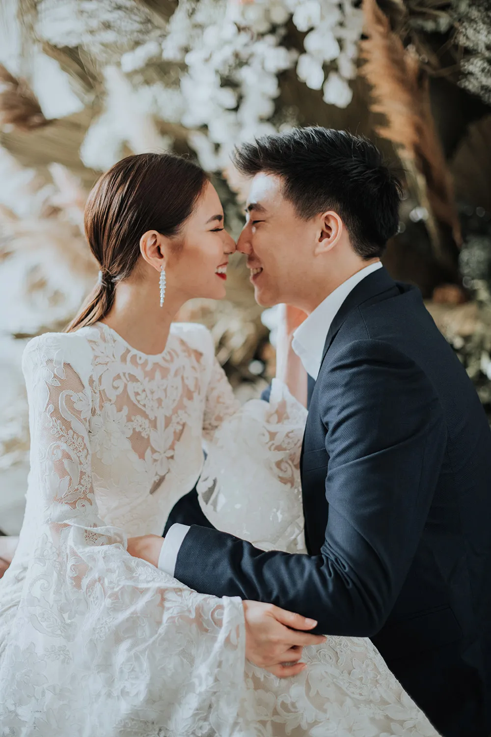 Munkeat Phtoography. theweddingnotebook.com