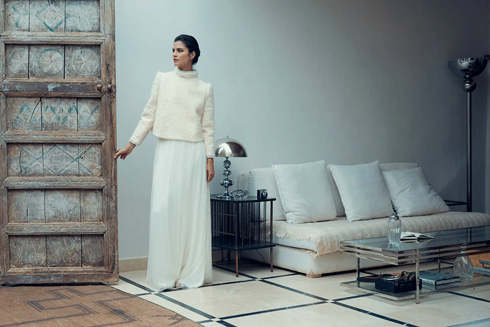 Manin top Autran skirt - Laure de Sagazan 2019 Bridal Collection. theweddingnotebook.com