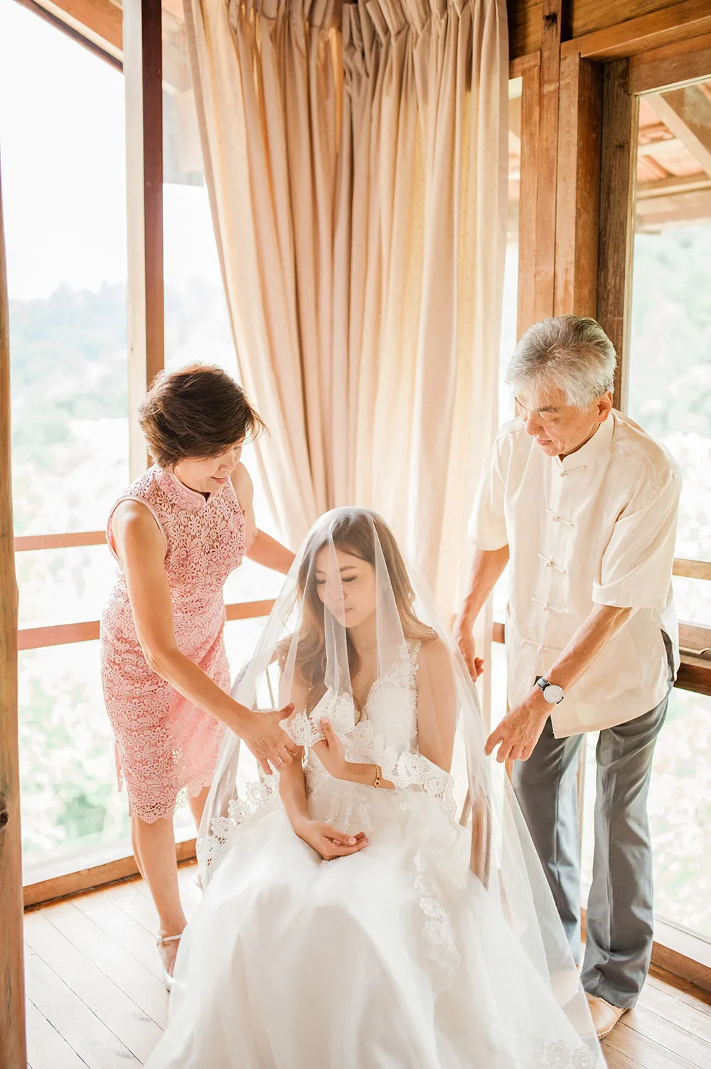 Photo by Bitesize Visuals. theweddingnotebook.com