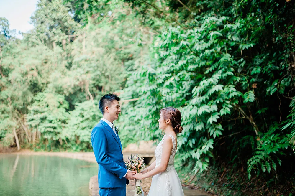 Photo by Bitesize Visuals. theweddingnotebook.com