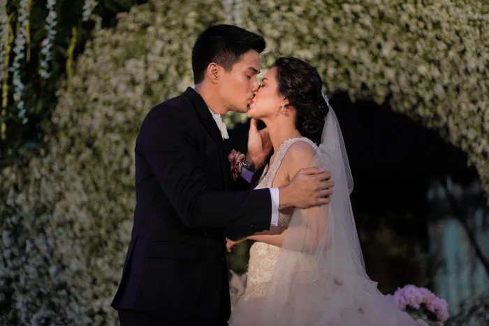 Photography by MangoRed. theweddingnotebook.com