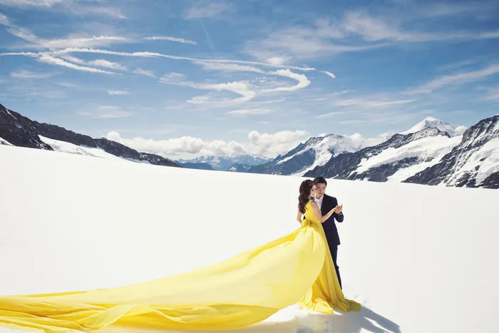 Photo by Ivan Mario of Axioo. theweddingnotebook.com