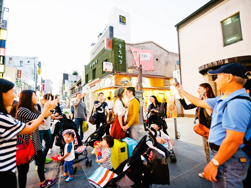 Lots Of Laughter In Seoul And Melbourne