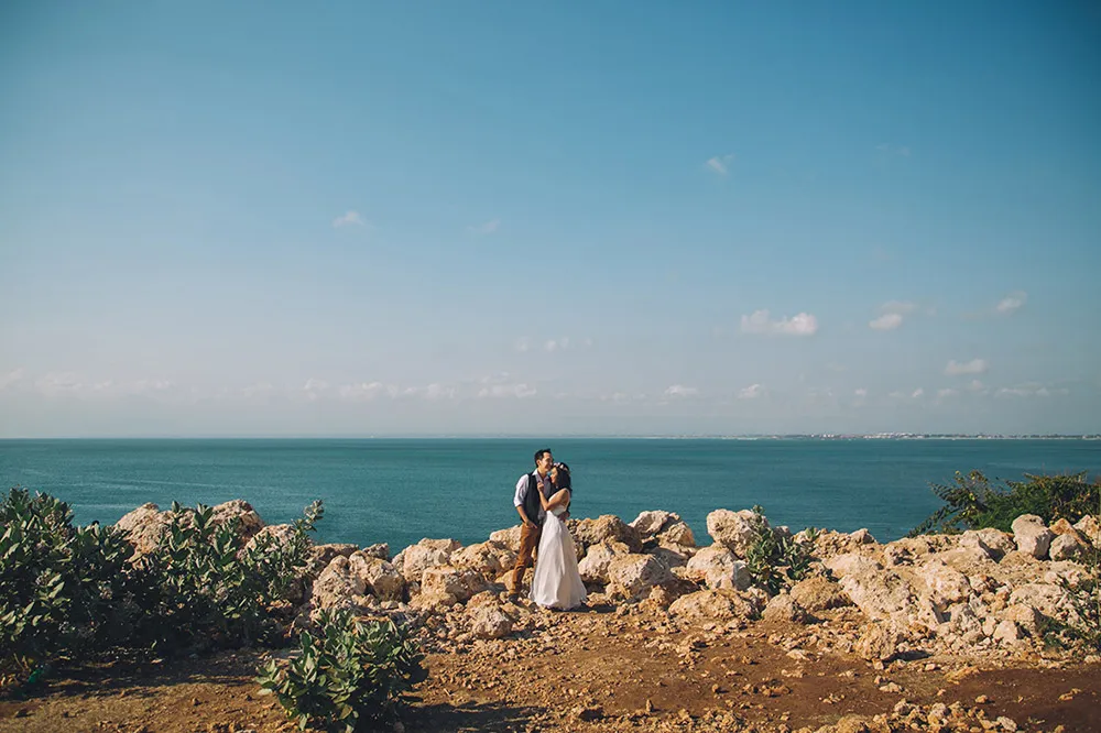 Photo by Fire, Wood &amp; Earth. theweddingnotebook.com