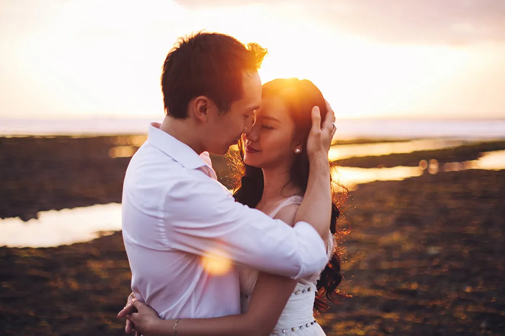 Photo by Fire, Wood &amp; Earth. theweddingnotebook.com