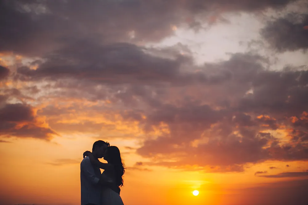 Photo by Fire, Wood &amp; Earth. theweddingnotebook.com