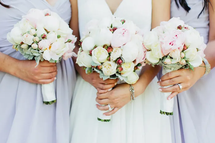 Photo by Sayher Heffernan. theweddingnotebook.com