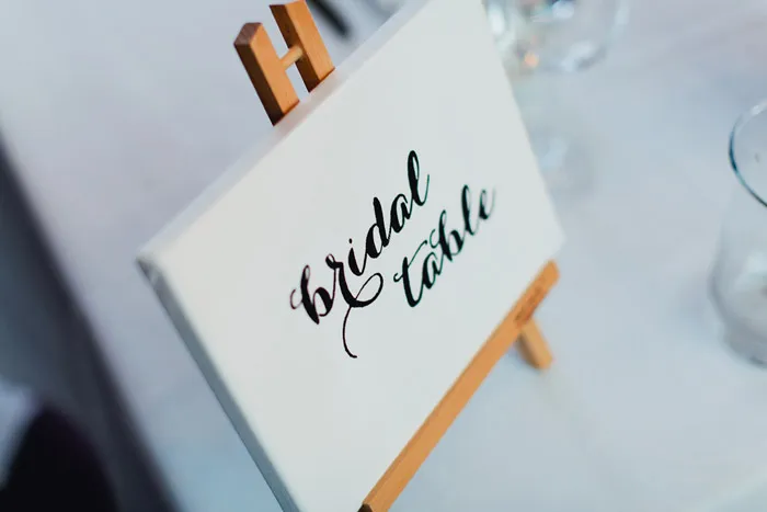 Photo by Sayher Heffernan. theweddingnotebook.com