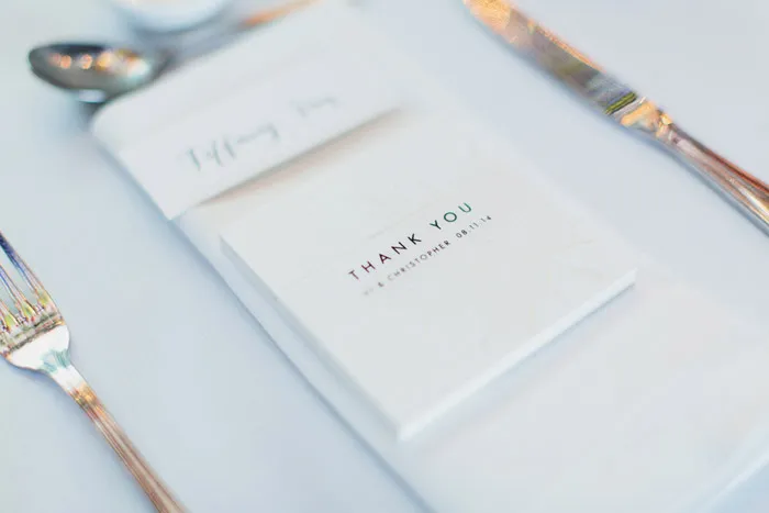 Photo by Sayher Heffernan. theweddingnotebook.com