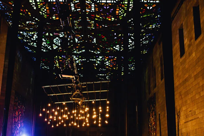 Photo by Sayher Heffernan. theweddingnotebook.com