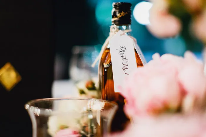 Photo by Sayher Heffernan. theweddingnotebook.com