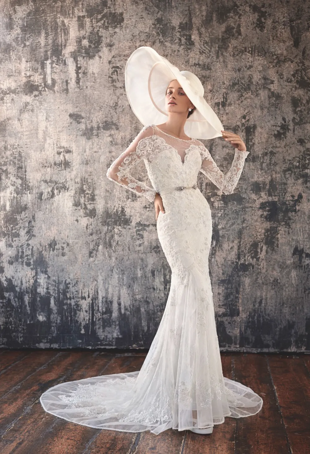 MURZIM - Lusan Mandongus 2016 Collection. theweddingnotebook.com 