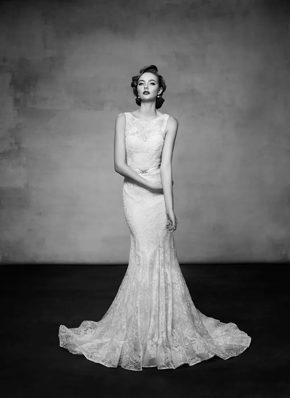 Lusan Mandongus 2016 Collection. theweddingnotebook.com 