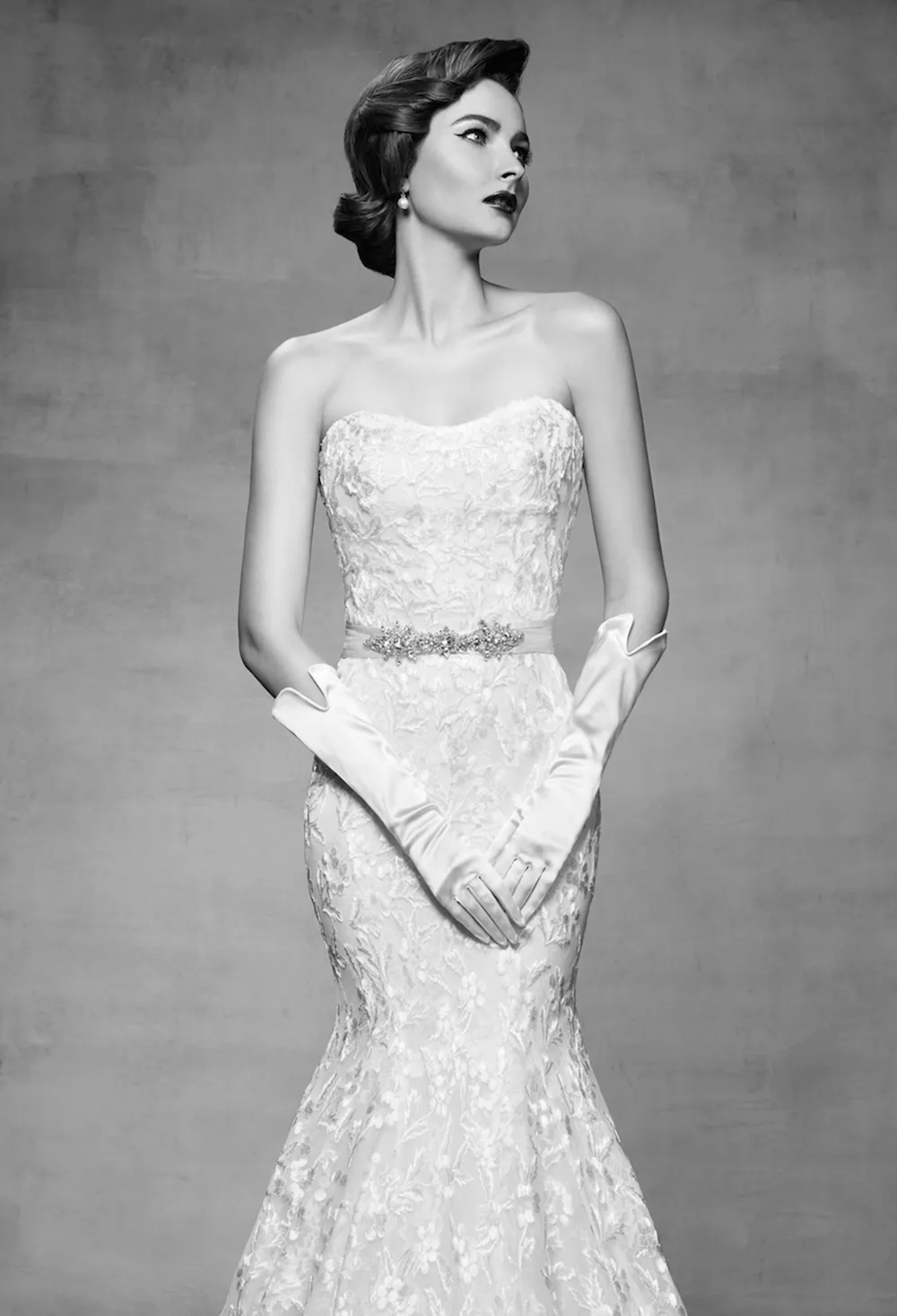 Lusan Mandongus 2016 Collection. theweddingnotebook.com 