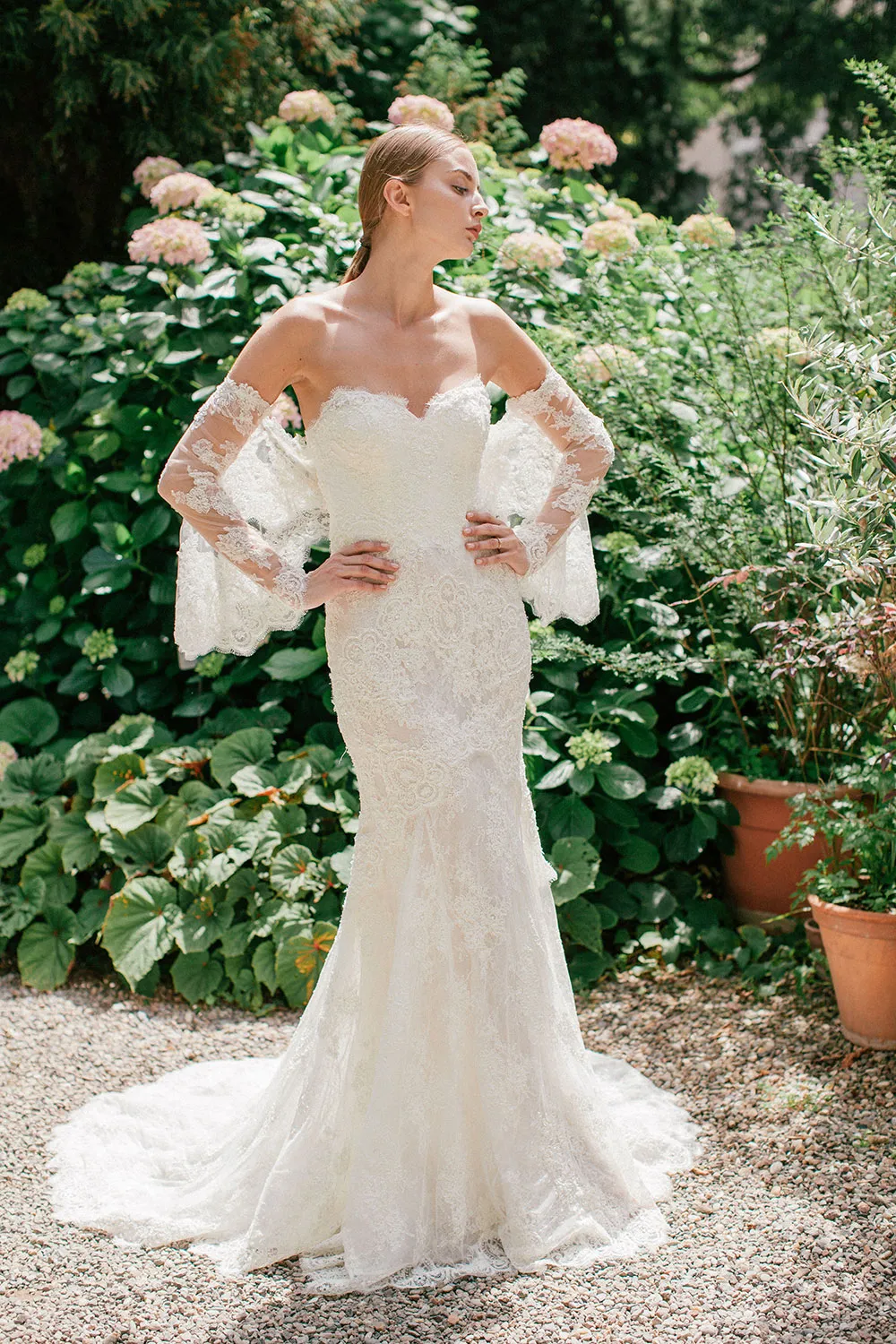 Lusan Mandongus 2018 Bridal Collection. theweddingnotebook.com