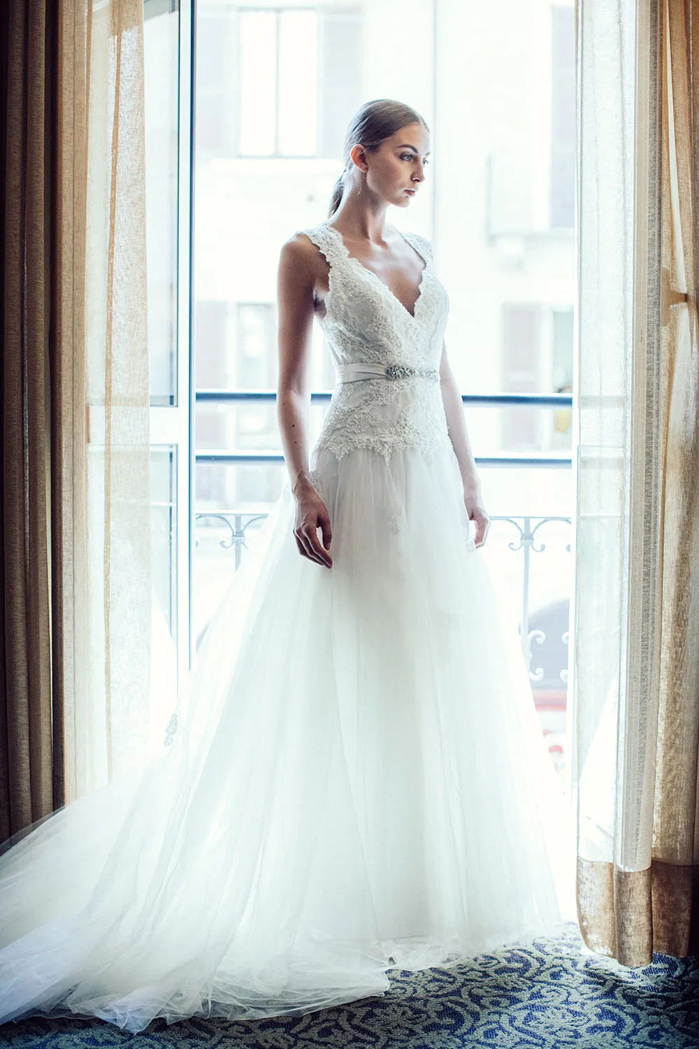 Lusan Mandongus 2018 Bridal Collection. theweddingnotebook.com