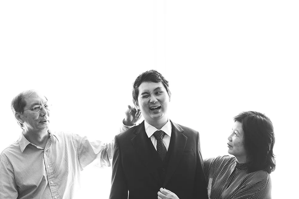 Photo by Louis Han Photography. theweddingnotebook.com