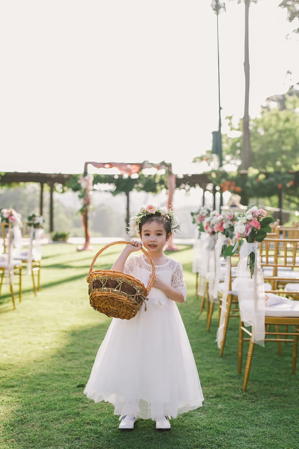Photo by Louis Han Photography. theweddingnotebook.com