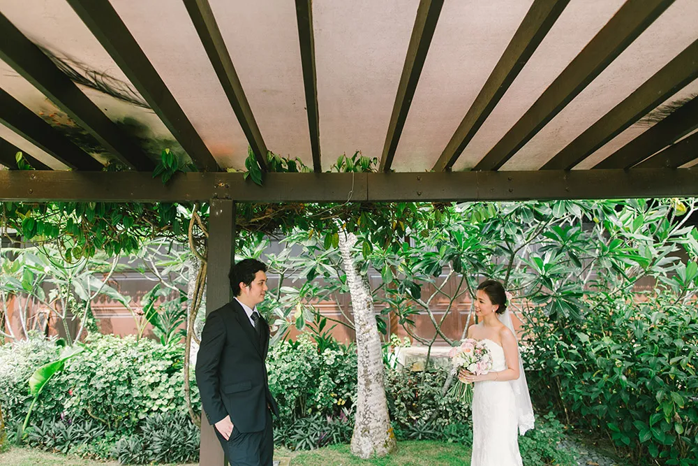 Photo by Louis Han Photography. theweddingnotebook.com