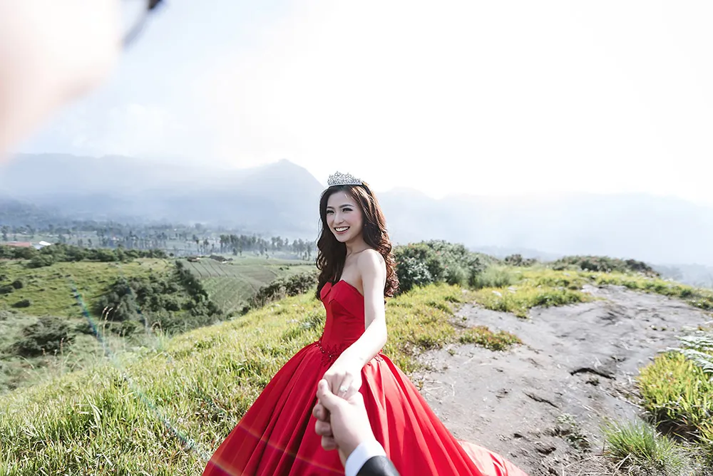 Photo by Sheerss Photography. theweddingnotebook.com