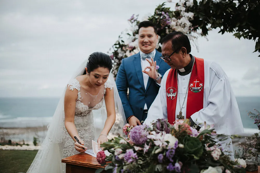 Photo by Iluminen. theweddingnotebook.com