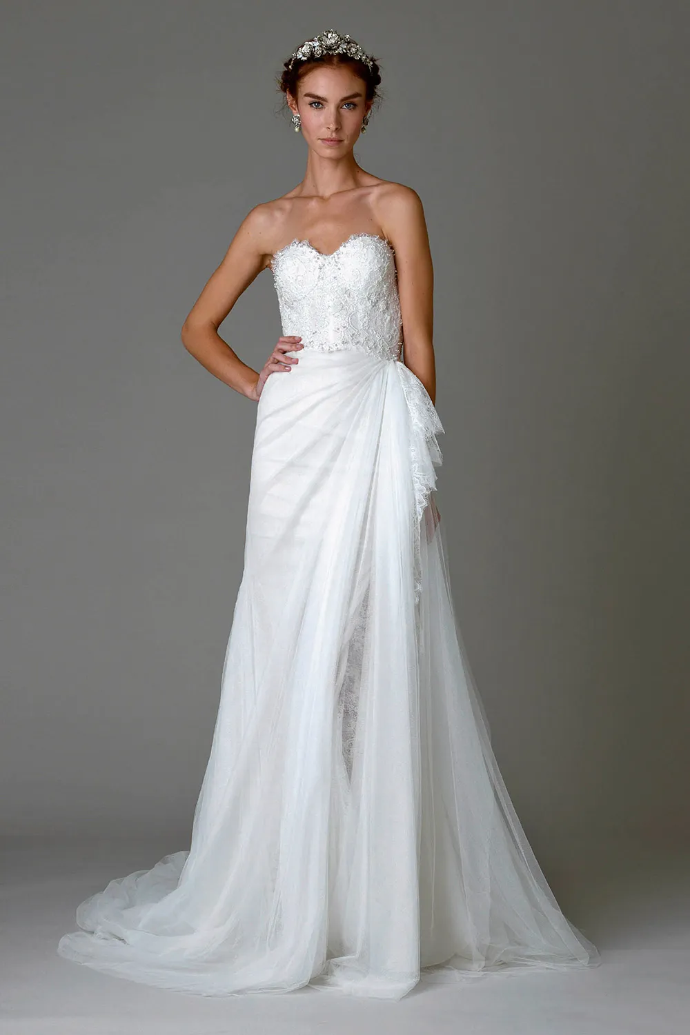 Marchesa Fall 2016 Bridal Collection. theweddingnotebook.com