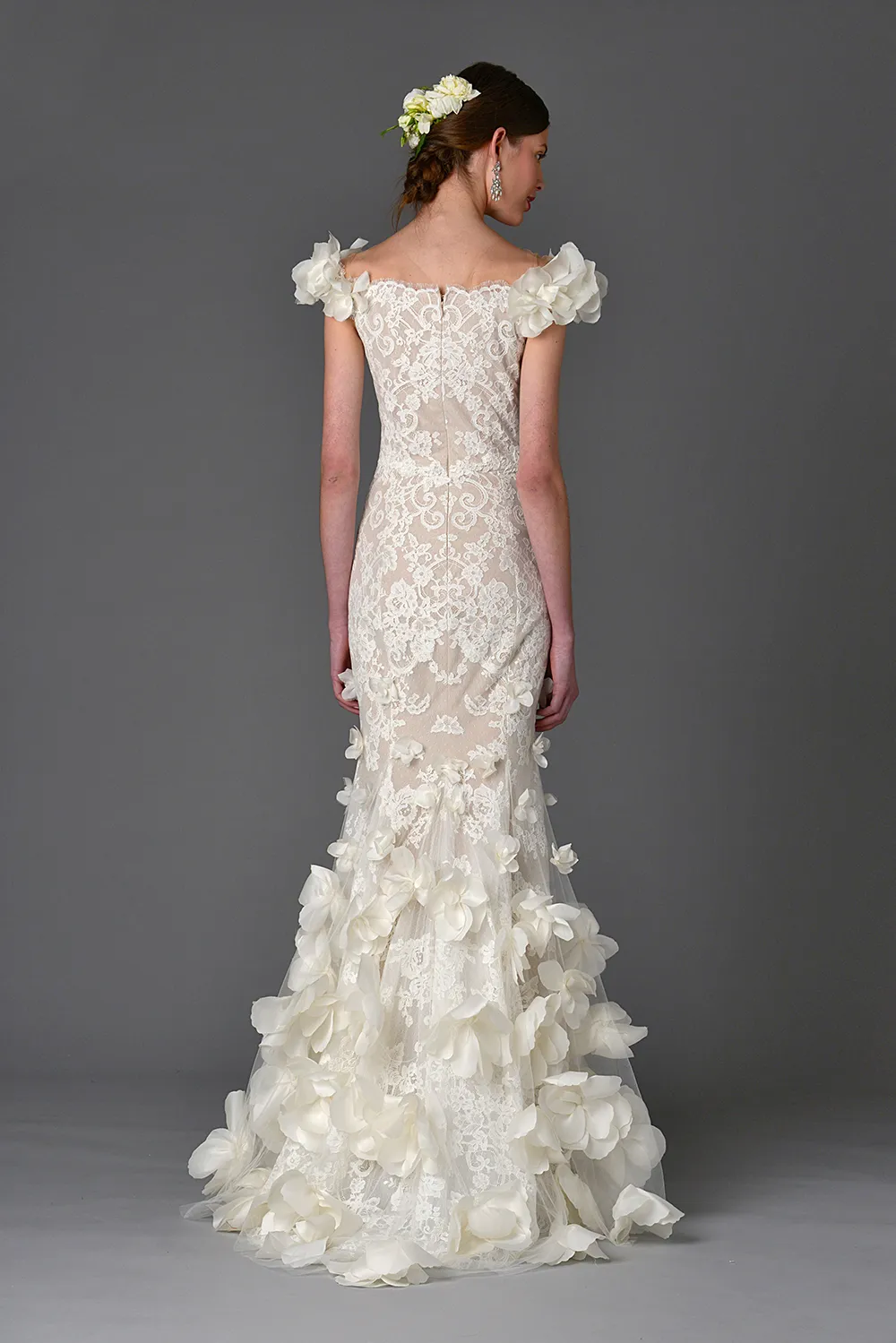 Poppy - Marchesa Spring 2017 Bridal Collection. theweddingnotebook.com 