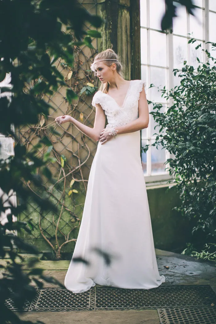 Asana – Maria Senvo Spring 2014 Collection. theweddingnotebook.com