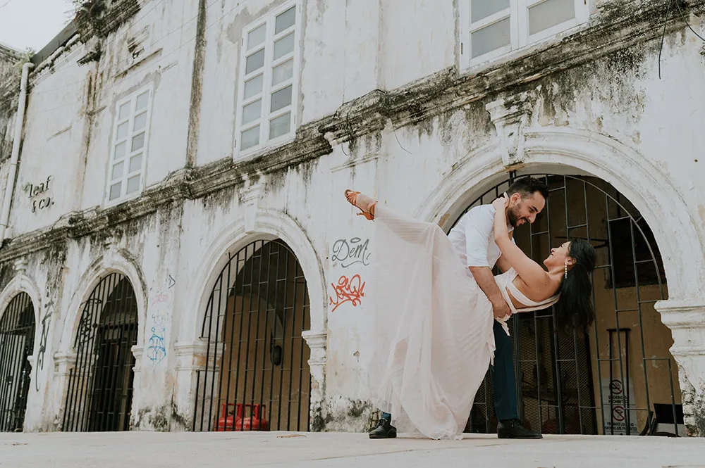 Photo by Twins Photography. theweddingnotebook.com