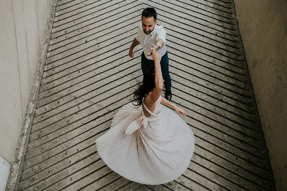 Photo by Twins Photography. theweddingnotebook.com