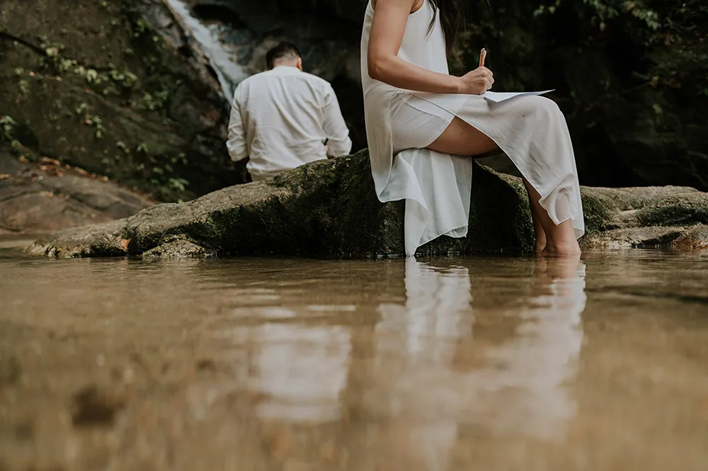 Photo by Twins Photography. theweddingnotebook.com