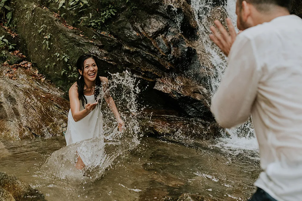 Photo by Twins Photography. theweddingnotebook.com