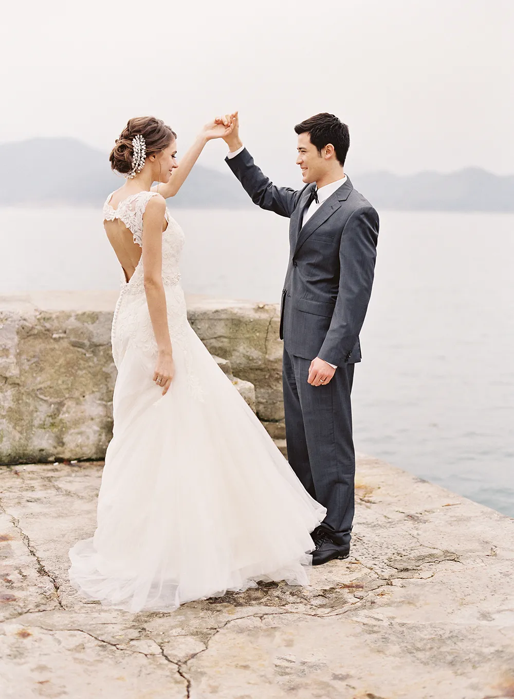 Photo by Savour Productions. theweddingnotebook.com