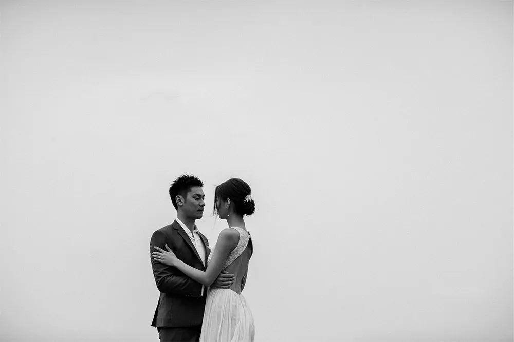 Photo by Sophia Kwan Weddings. theweddingnotebook.com