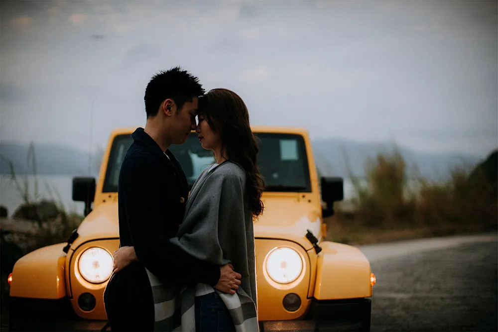 Photo by Sophia Kwan Weddings. theweddingnotebook.com