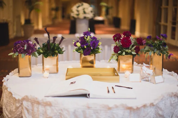 Taylor Lord Photography. theweddingnotebook.com