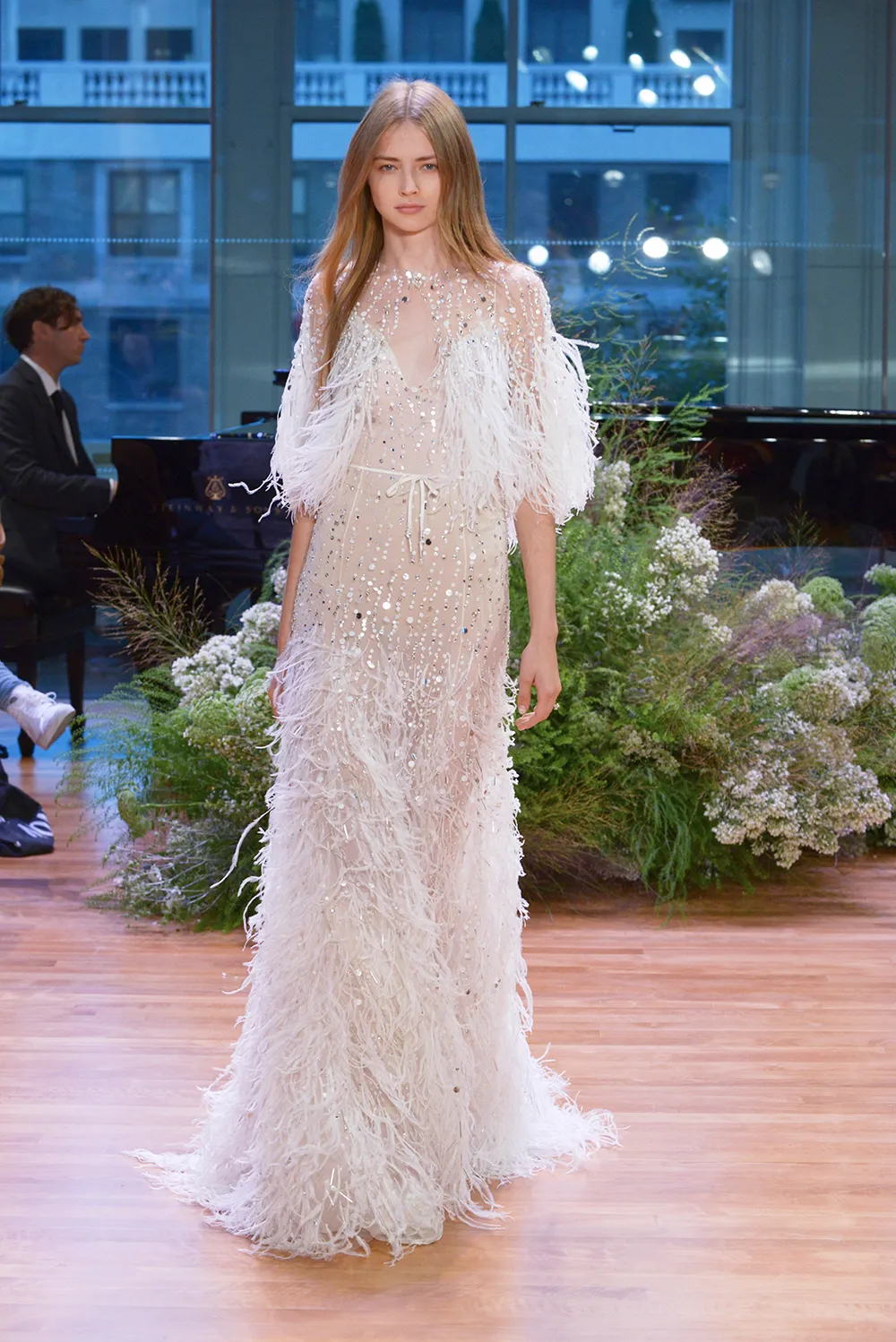 Stardust - Monique Lhuillier Fall 2017 Bridal Collection. theweddingnotebook.com