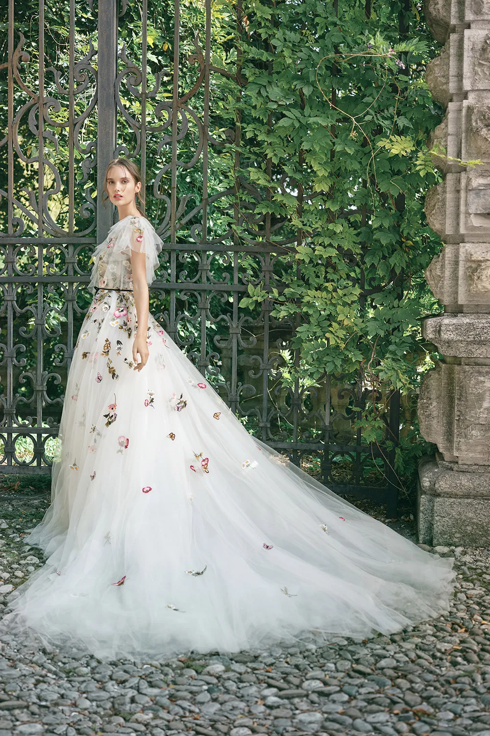 Wonder - Monique Lhuillier Fall 2020 Bridal Collection. theweddingnotebook.com