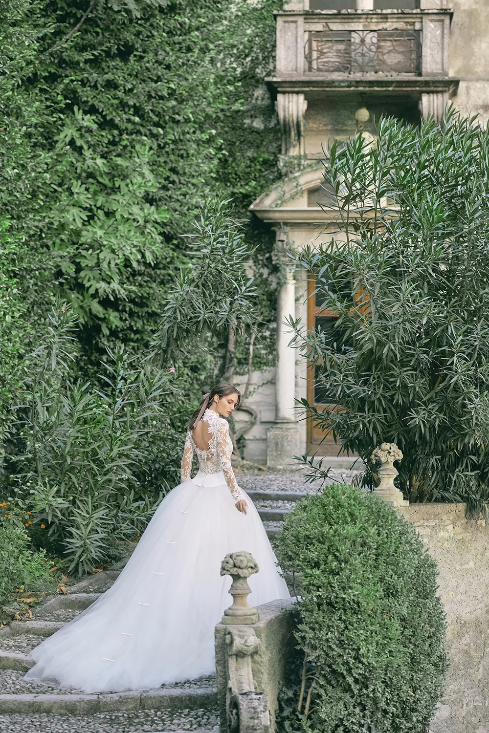 Adore - Monique Lhuillier Fall 2020 Bridal Collection. theweddingnotebook.com