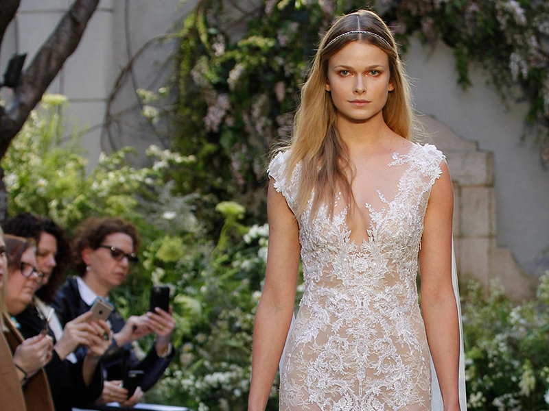 Monique Lhuillier Spring 2017 Bridal Collection
