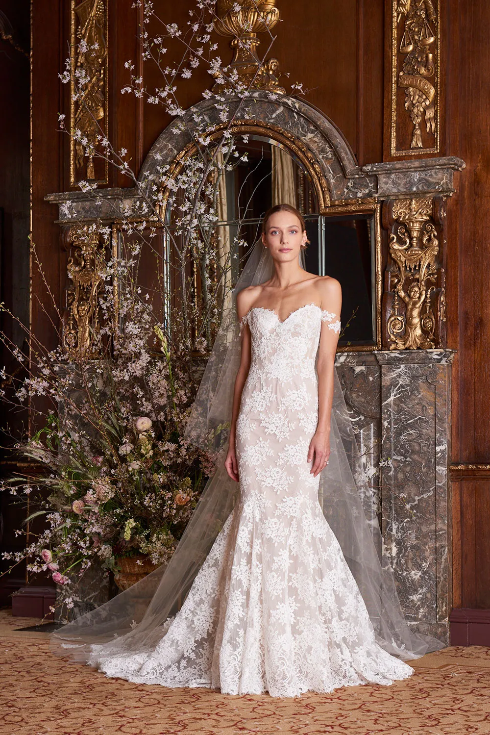 – Monique Lhuillier Spring 2019 Bridal Collection. theweddingnotebook.com