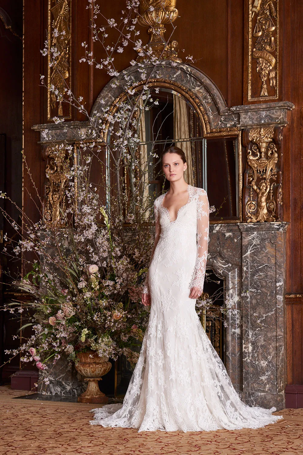 – Monique Lhuillier Spring 2019 Bridal Collection. theweddingnotebook.com