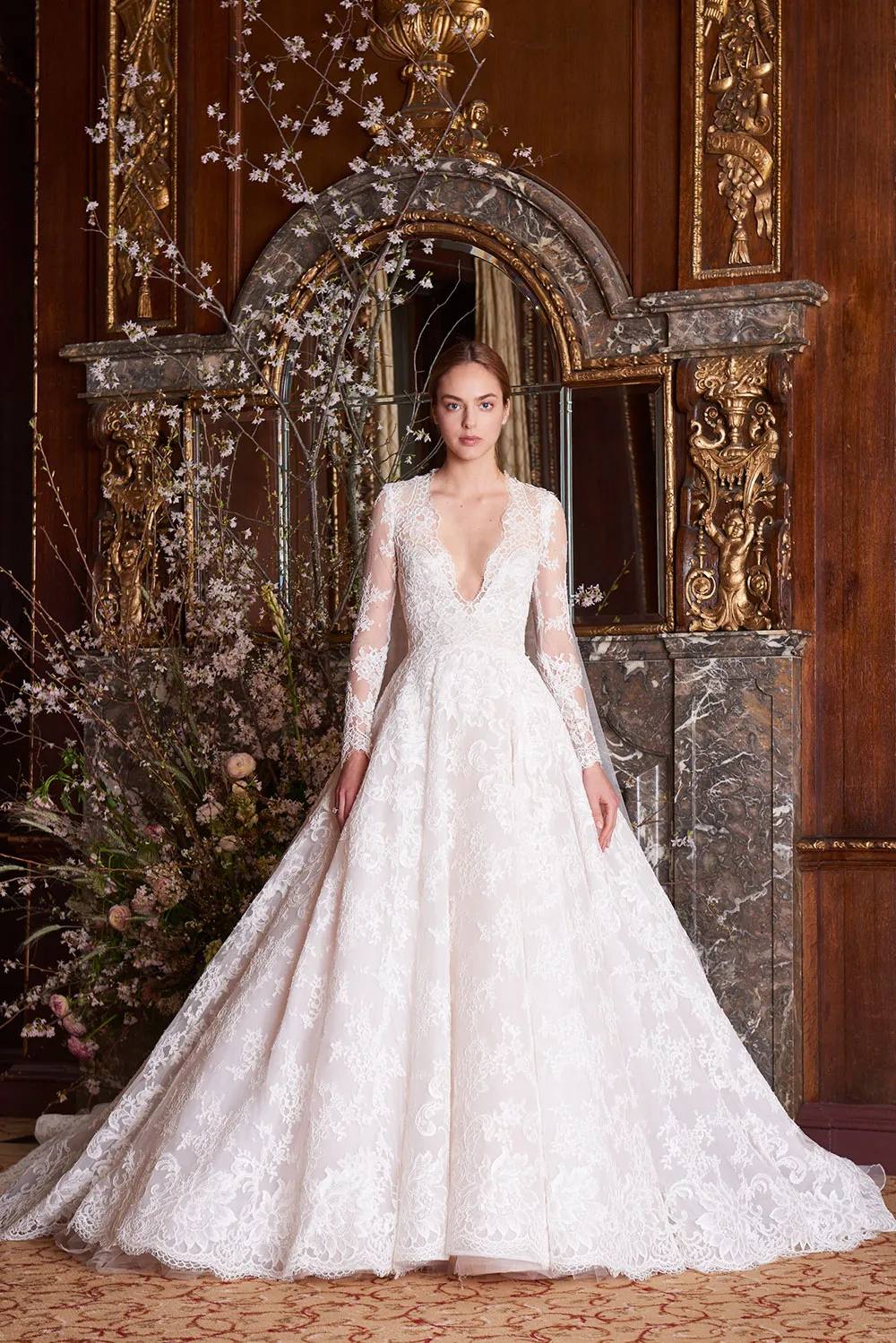 – Monique Lhuillier Spring 2019 Bridal Collection. theweddingnotebook.com