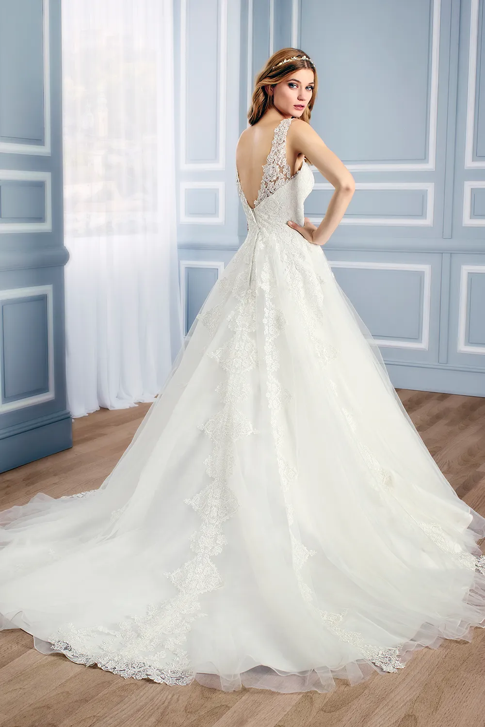 Moonlight Bridal Fall 2016 Collection. theweddingnotebook.com