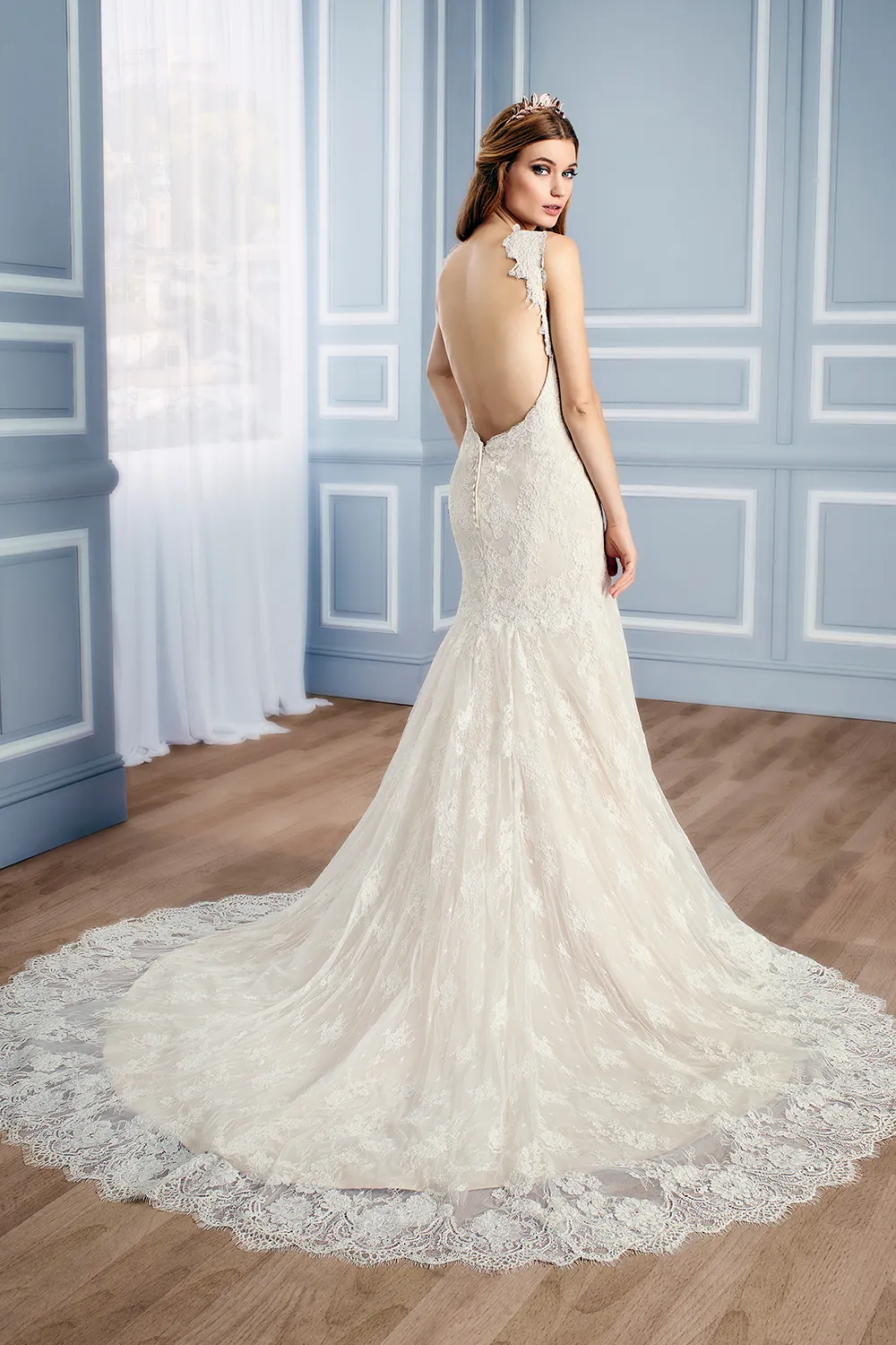 Moonlight Couture Fall 2016 Collection. theweddingnotebook.com